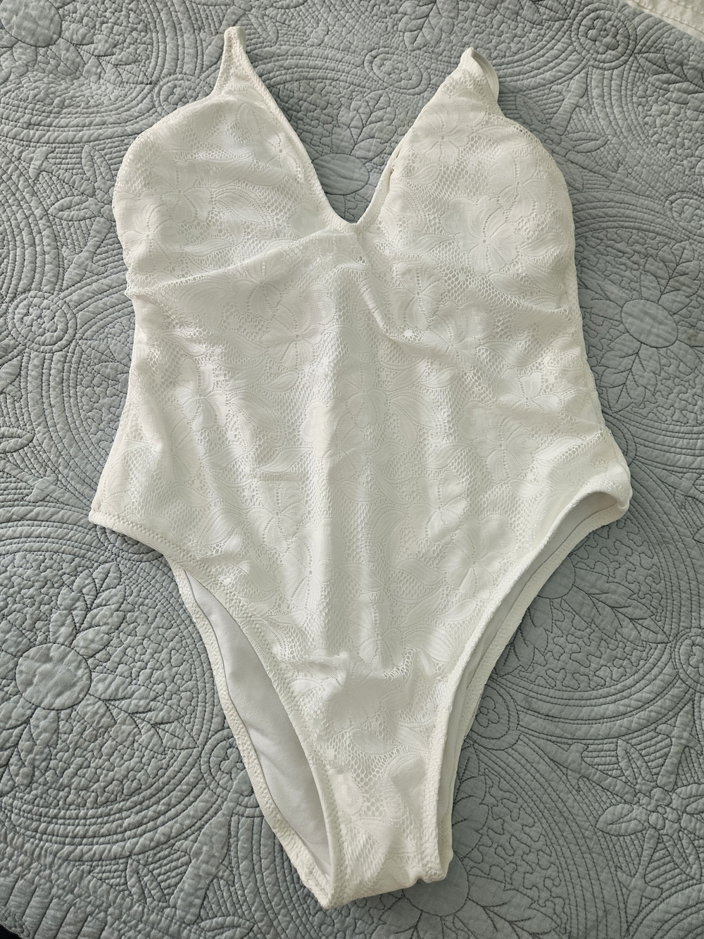 Shade & Shore White Textured V-Neck One-Piece Swimsuit